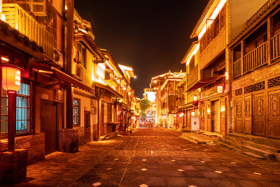 中国重庆古镇街道夜景