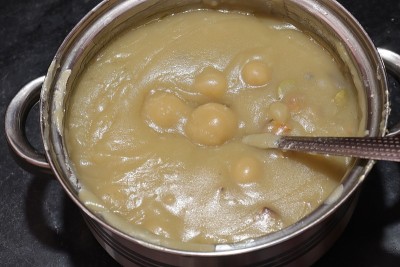 甘尼许糖甘尼许节当天制作的传统和流行的甜食