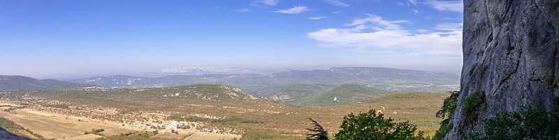 从圣博美俯瞰普罗旺斯全景