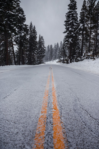 暴雪山公路