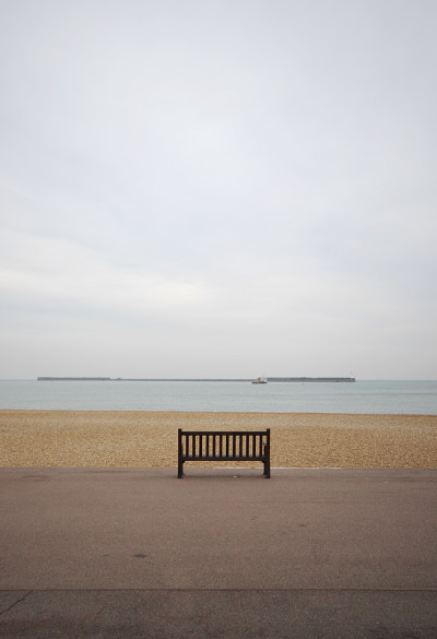 多佛海滩长椅
