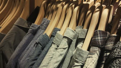 衣服在衣架