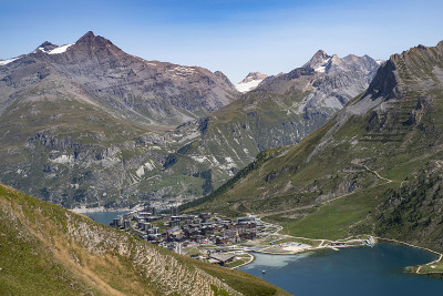 夏季山地景观