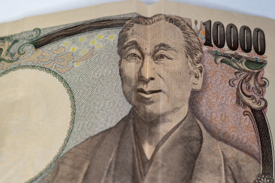 消费税增加和日元