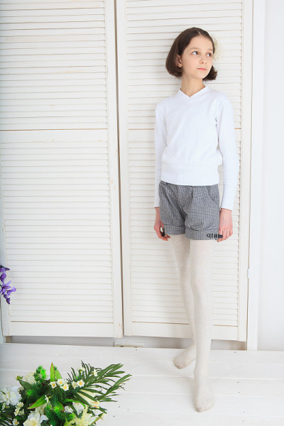 小女孩