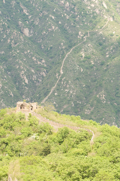 中国北京慕田峪段谷地长城守卫塔