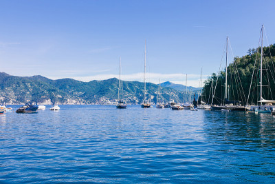 意大利波托维内勒湾的美丽海景