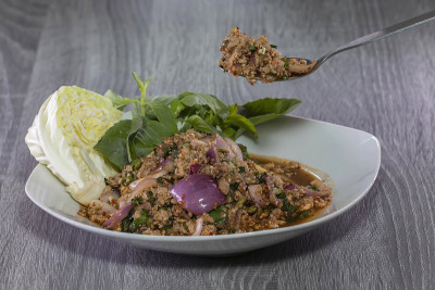 泰国菜，腊肠，泰式猪肉。猪肉，泰国料理