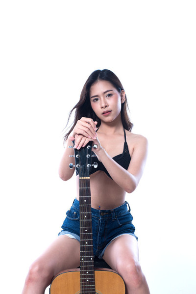 美丽的亚洲女人
