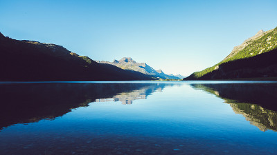 湖与山