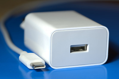 电话usb-c线充电