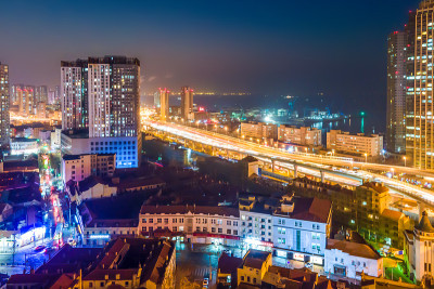 航拍青岛立交桥公路夜景