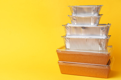 不同的外卖容器。食品外卖