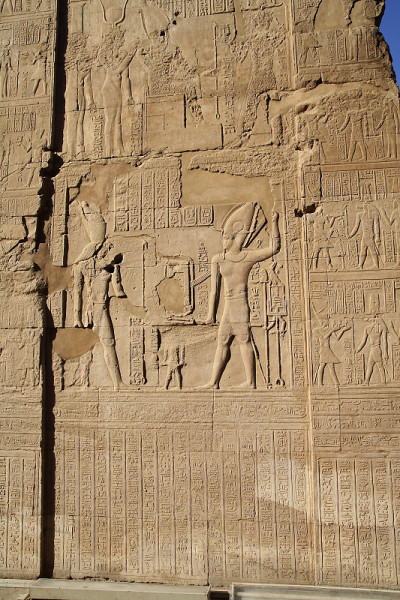 尼罗河上Kom Ombo的寺庙