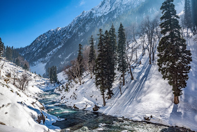 美丽的sonmarg在冬天，sonmarg，克什米尔