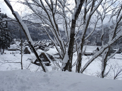 雪村令人印象深刻的景色。岐阜县白川乡村