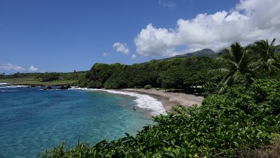 在毛伊岛的海滩上