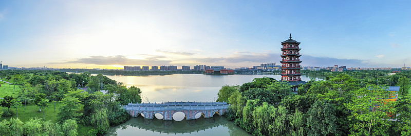 鸟瞰东莞华阳湖湿地公园的自然风光