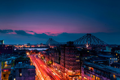 奔向城市