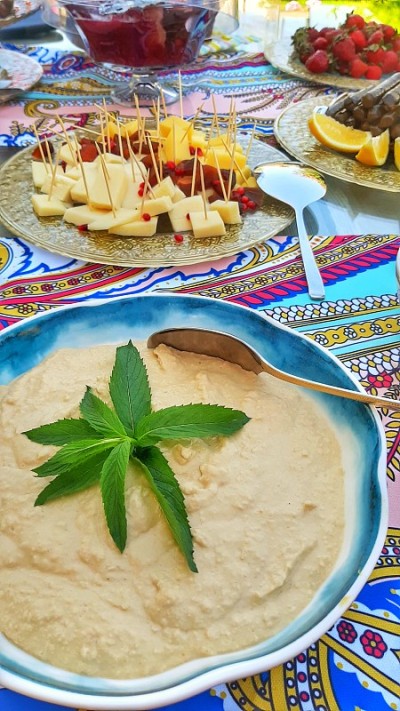 素食健康的鹰嘴豆泥