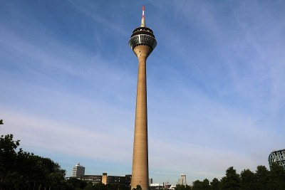 Düsseldorf德国莱茵塔的地标