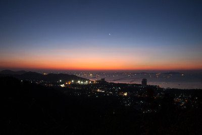 山景日出