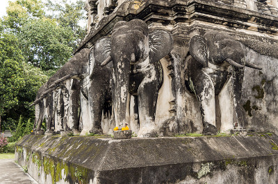 清曼Wat Chiang Man始建于1297年，是清迈的第一座寺庙，在清迈新城建设期间，孟格雷国王