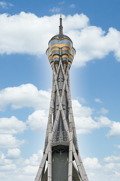 中原福塔天空塔钢塔高天空