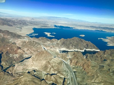 米德湖和大峡谷的鸟瞰图