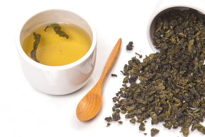 干茶，热茶。