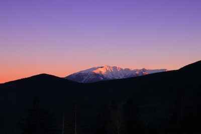 残沟山顶的日落