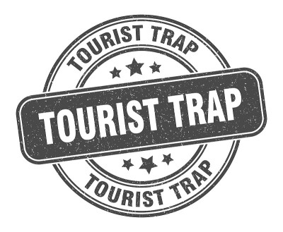 旅游陷阱邮票。旅游陷阱标签。一轮枯燥乏味的标志