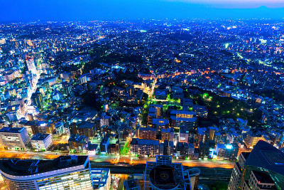 日本神奈川市横滨市水户未来地区夜景。