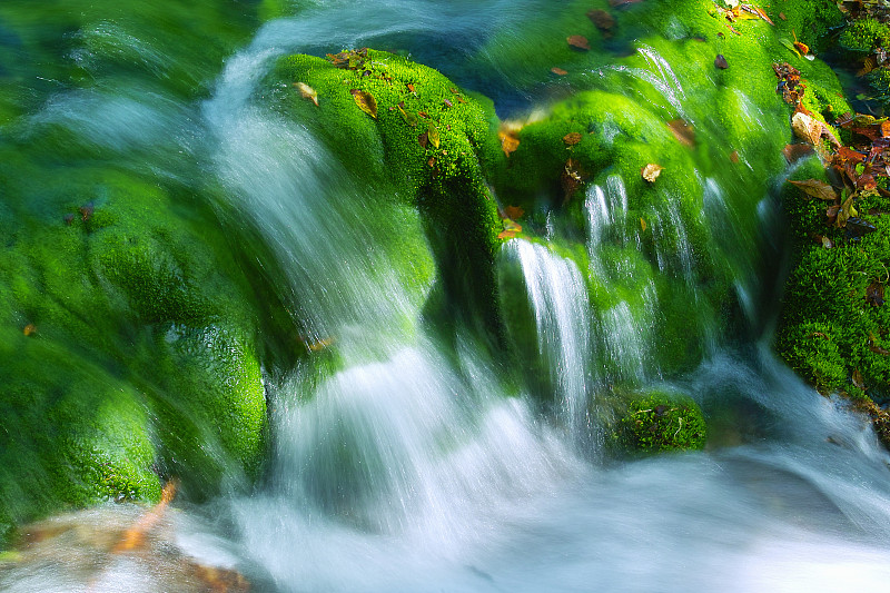 泉水