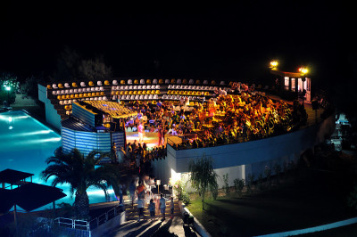 酒店夜场演出