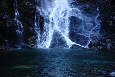 马焦雷湖度假