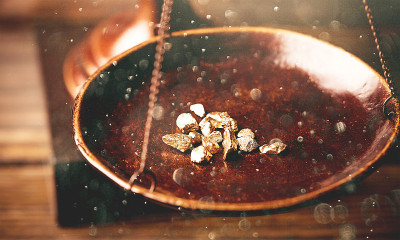 黄金。