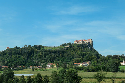 奥地利的Riegersburg乡村