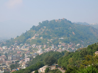 从尼泊尔的斯瓦扬布山可以看到加德满都西部的景色