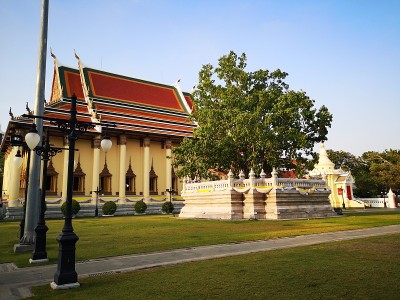美丽的泰国小乘佛教寺庙