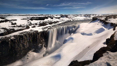 Selfoss附近美丽的Dettifoss瀑布位于冰岛北部的VatnajÃ¶kull国家公园。旅游和