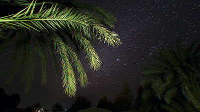 哈米德·吉兹莱恩的星空。