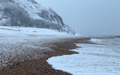 海滩上的雪