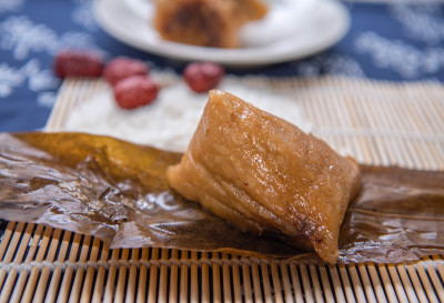 中国的传统节日食品粽子