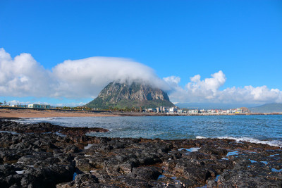 山房山，海岸，云;