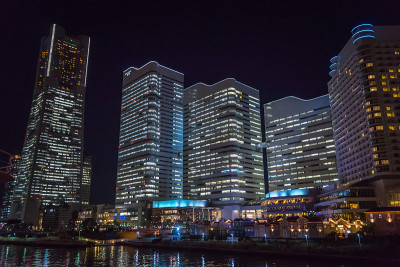 夜晚和bill的城市景观