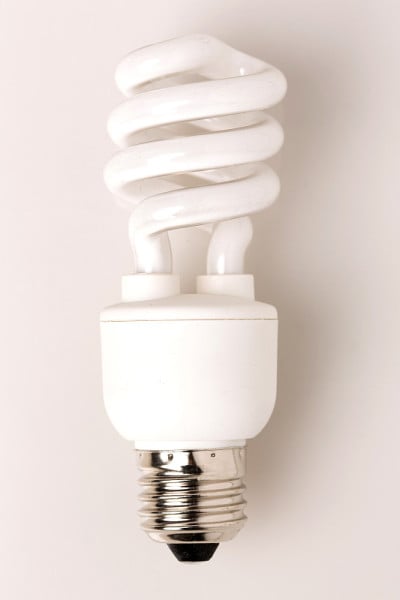 紧凑型荧光灯(CFL)