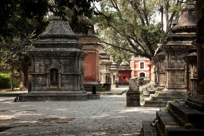 Pashupatinath寺庙建筑群，加德满都，尼泊尔。