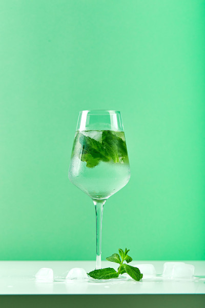 杯装薄荷柠檬水