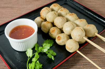 美味的竹签烤肉球